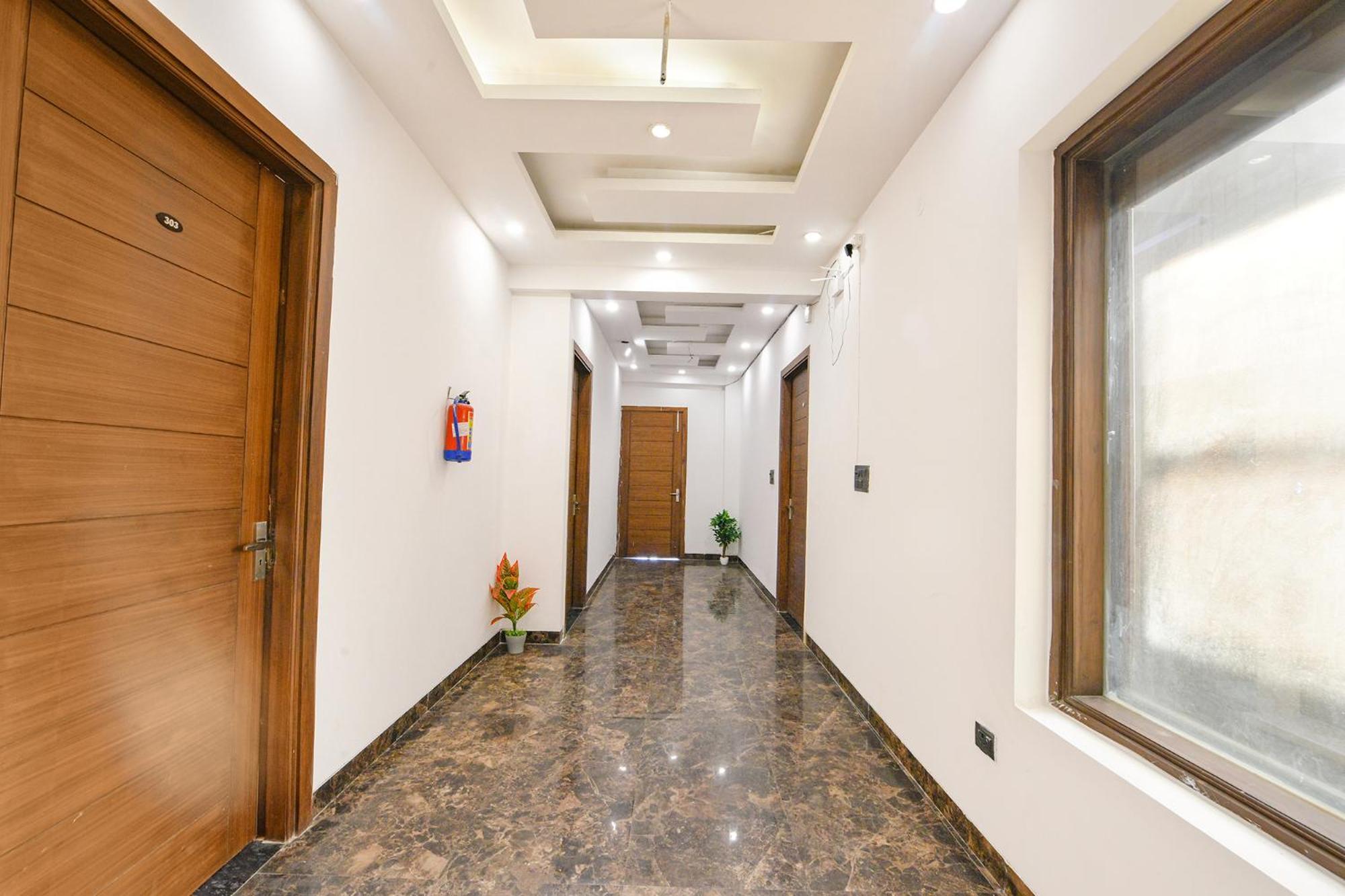 Fabhotel Vibe Noida Exterior foto
